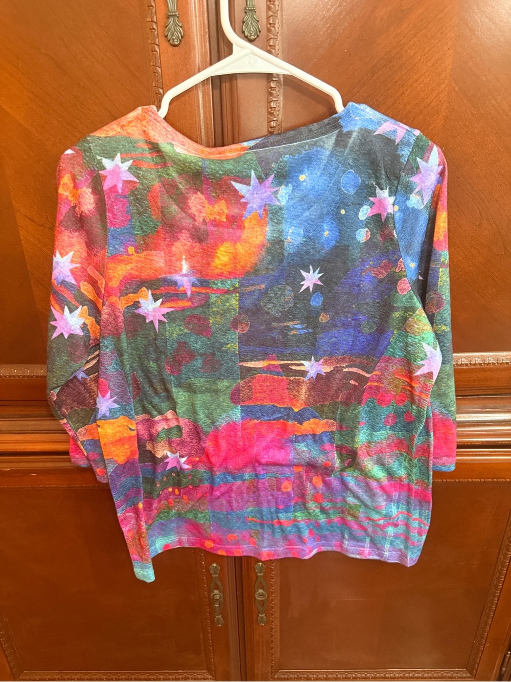 FDJ NWT 3/4 sleeve scoop neck 
mixed color jersey 100 % poly 
retail $79.00 - Picture 5 of 10